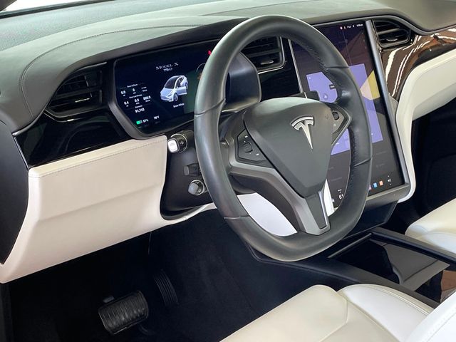 2018 Tesla Model X 75D AWD - 23033941 - 13
