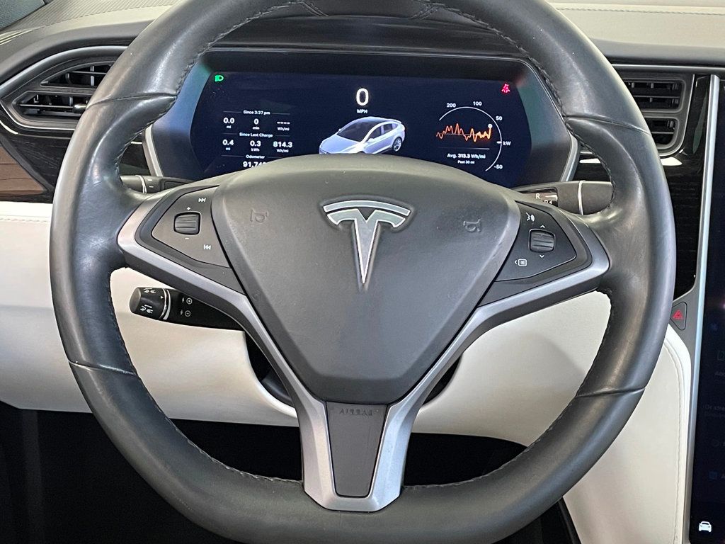 2018 Tesla Model X 75D AWD - 23033941 - 22