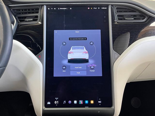 2018 Tesla Model X 75D AWD - 23033941 - 26