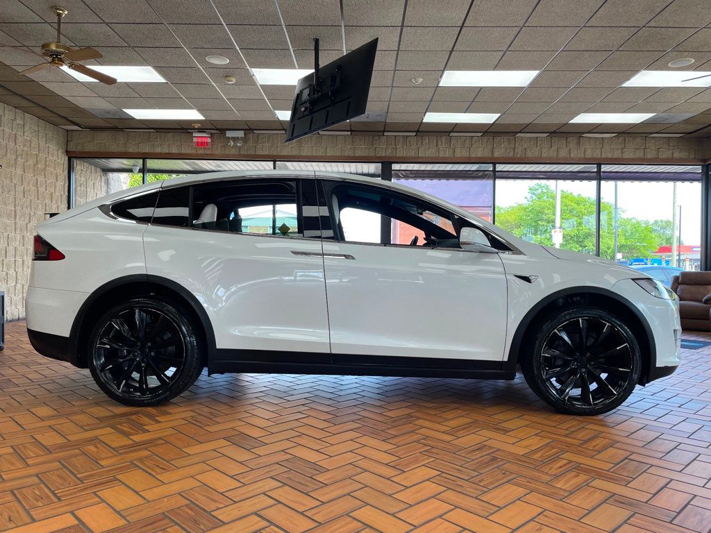 2018 Tesla Model X 75D AWD - 23033941 - 7