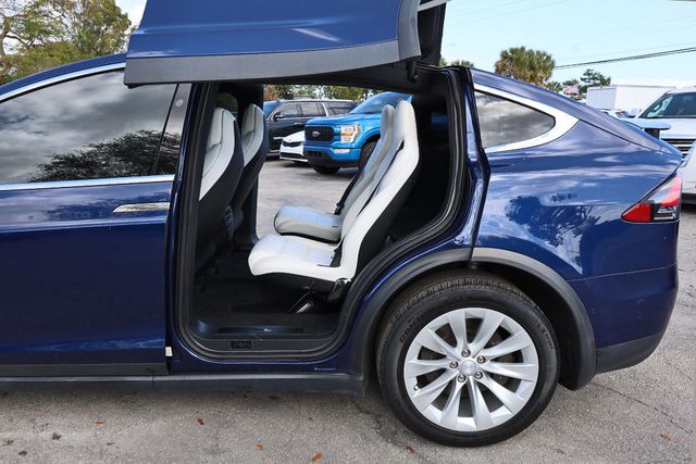 2018 TESLA MODEL X 75D AWD - 22986195 - 11
