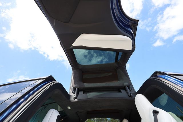 2018 TESLA MODEL X 75D AWD - 22986195 - 24