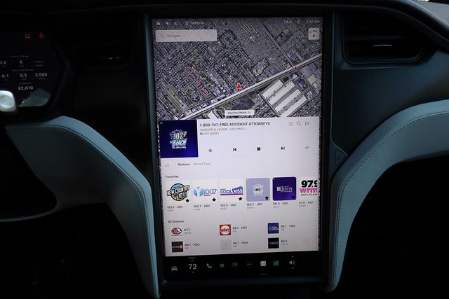 2018 TESLA MODEL X 75D AWD - 22986195 - 31