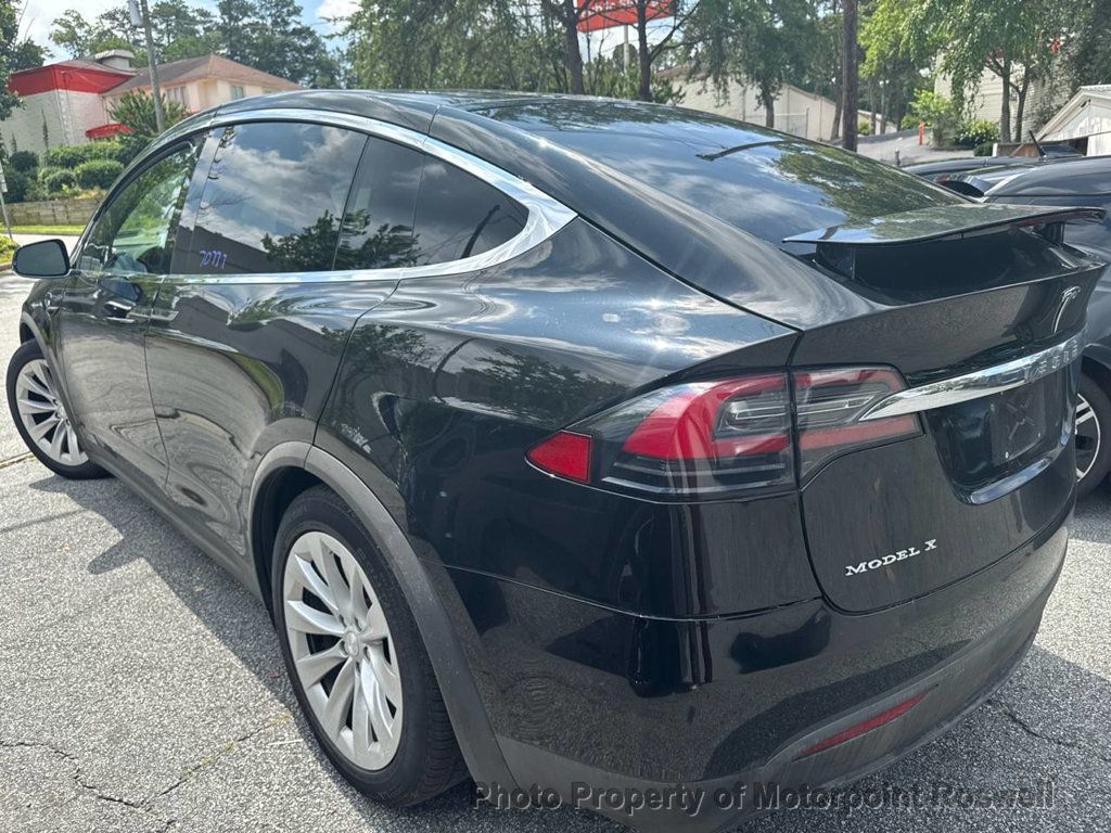 2018 Tesla Model X 75D photo 2