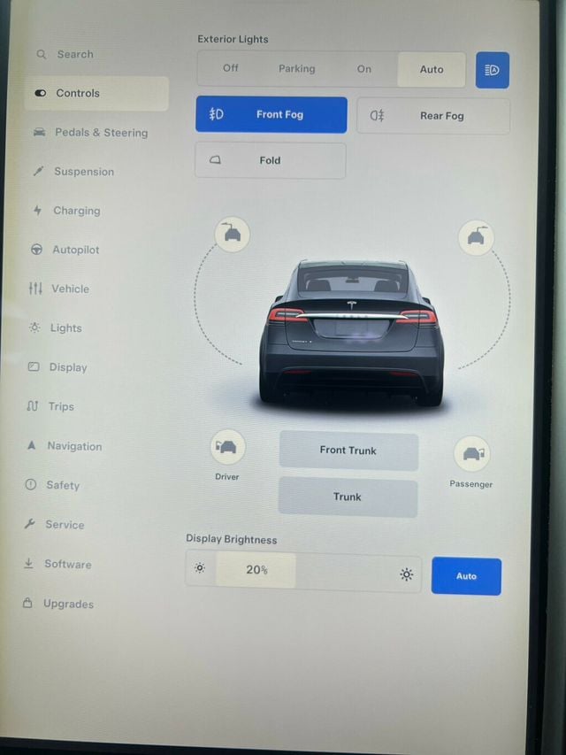 2018 Tesla Model X 75D AWD - 22606281 - 22