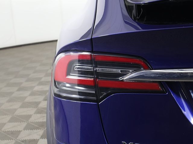 2018 Tesla Model X 75D AWD - 22976054 - 15