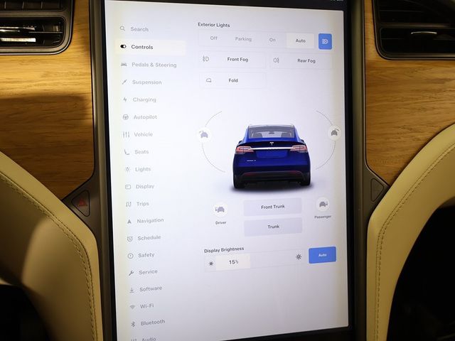 2018 Tesla Model X 75D AWD - 22976054 - 50