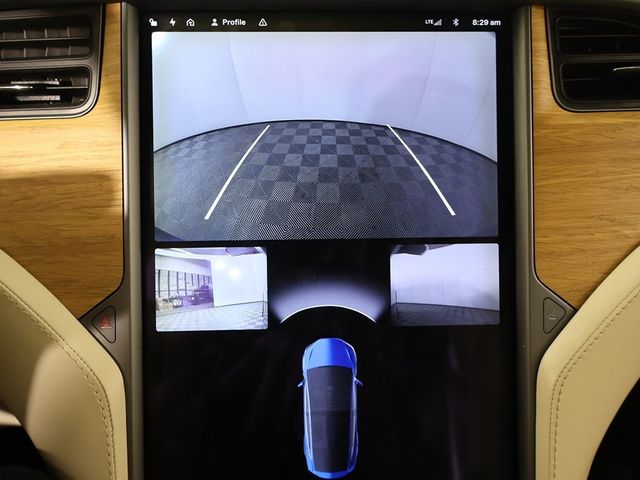 2018 Tesla Model X 75D AWD - 22976054 - 52