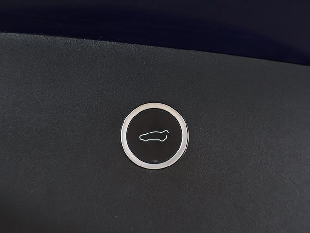 2018 Tesla Model X 75D AWD - 22976054 - 56