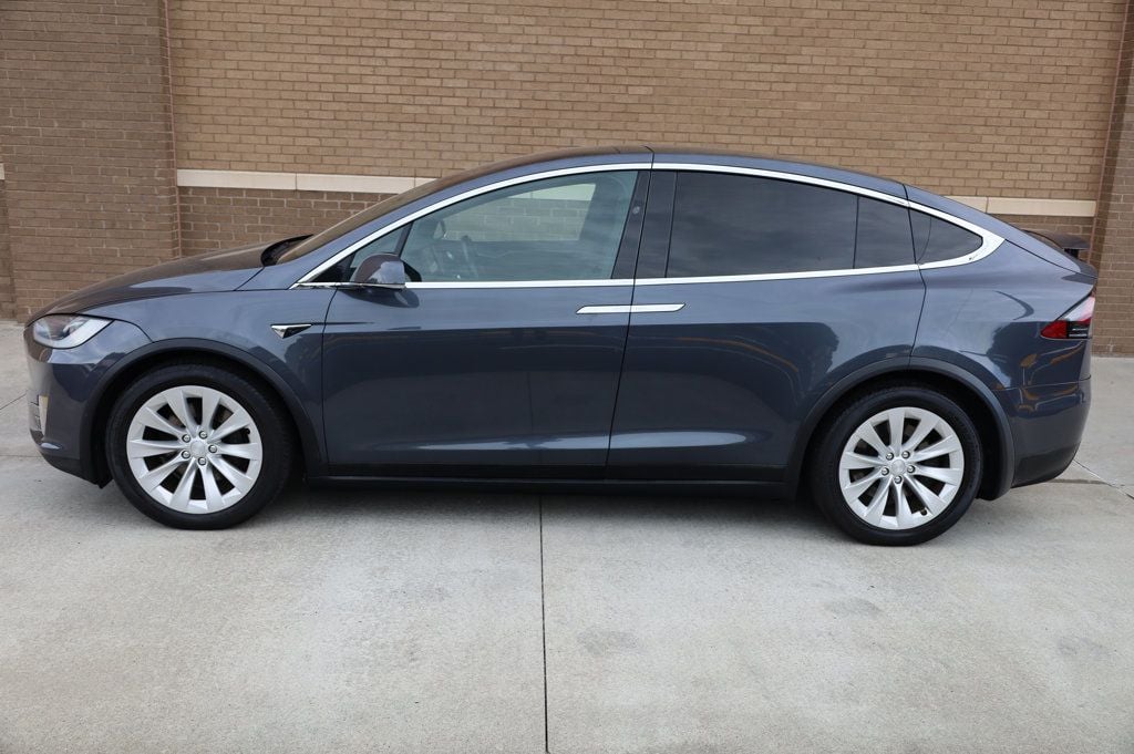 2018 Tesla Model X 75D photo 4