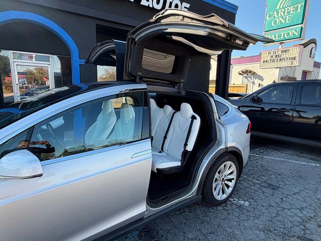 2018 Tesla Model X 75D AWD - 23094592 - 9