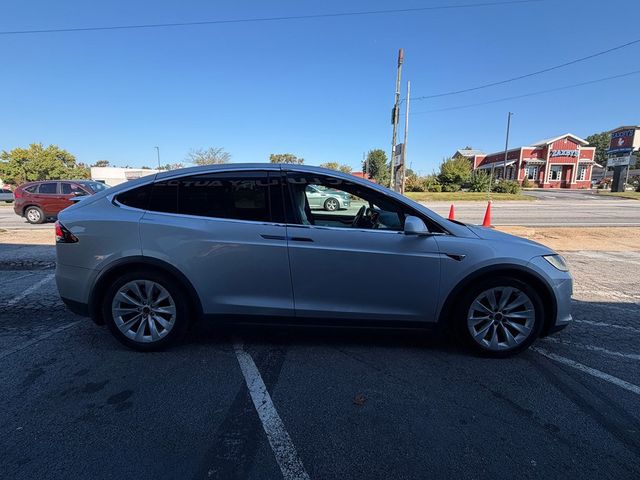2018 Tesla Model X 75D AWD - 23094592 - 3