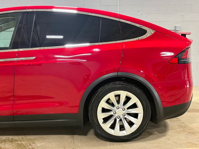 2018 Tesla Model X 75D AWD - 22954545 - 9