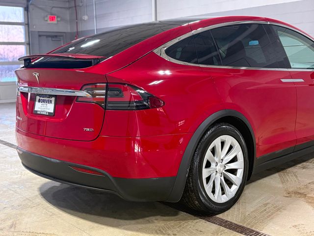 2018 Tesla Model X 75D AWD - 22954545 - 13