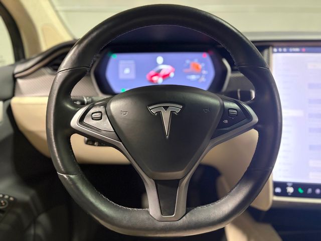 2018 Tesla Model X 75D AWD - 22954545 - 28