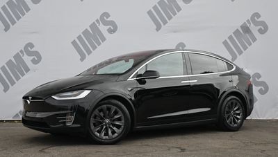 2018 Tesla Model X - 5YJXCAE29JF095621
