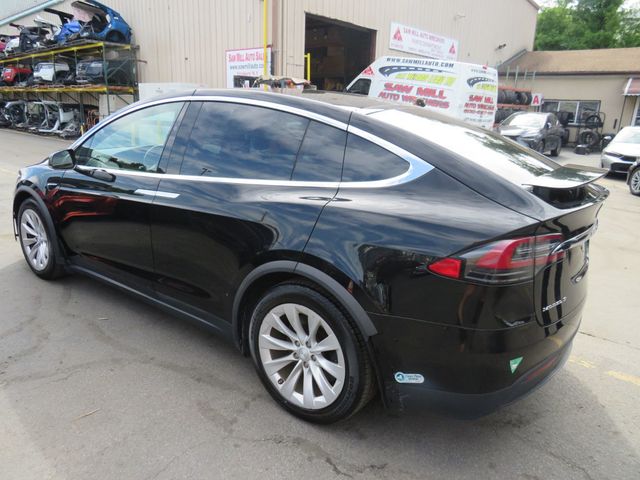 2018 Tesla Model X 75D AWD (Clear Title) - 23029848 - 4