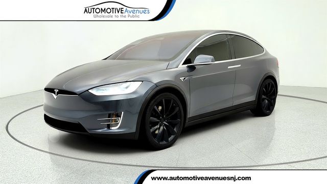2018 Tesla Model X 75D AWD w/ Full Self-Driving, 22’’ Wheels & Premium Connectivity - 23030668 - 0
