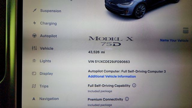 2018 Tesla Model X 75D AWD w/ Full Self-Driving, 22’’ Wheels & Premium Connectivity - 23030668 - 12