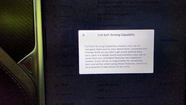 2018 Tesla Model X 75D AWD w/ Full Self-Driving, 22’’ Wheels & Premium Connectivity - 23030668 - 14