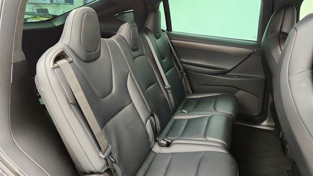 2018 Tesla Model X 75D AWD w/ Full Self-Driving, 22’’ Wheels & Premium Connectivity - 23030668 - 24
