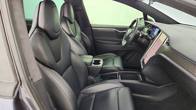 2018 Tesla Model X 75D AWD w/ Full Self-Driving, 22’’ Wheels & Premium Connectivity - 23030668 - 25