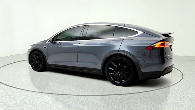 2018 Tesla Model X 75D AWD w/ Full Self-Driving, 22’’ Wheels & Premium Connectivity - 23030668 - 6