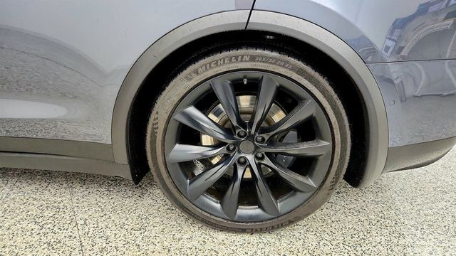2018 Tesla Model X 75D AWD w/ Full Self-Driving, 22’’ Wheels & Premium Connectivity - 23030668 - 8