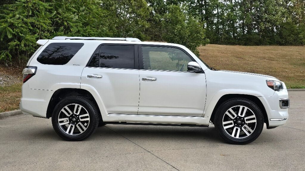 2018 Toyota 4Runner  - 22593358 - 3