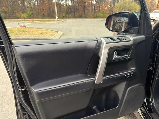 2018 Toyota 4Runner 4 NEW TIRES !! - 22947899 - 9