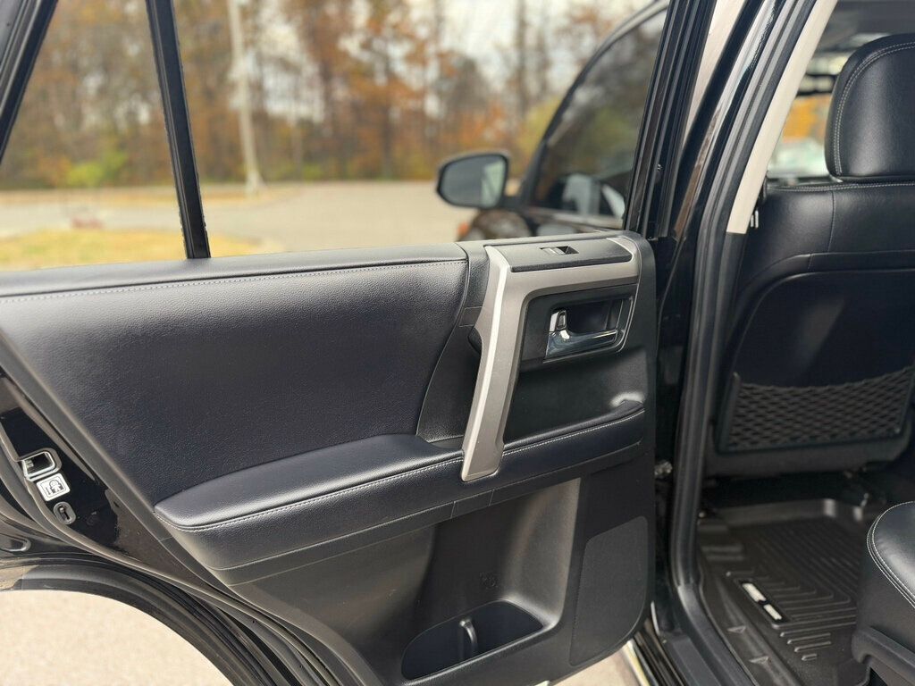 2018 Toyota 4Runner 4 NEW TIRES !! - 22947899 - 15