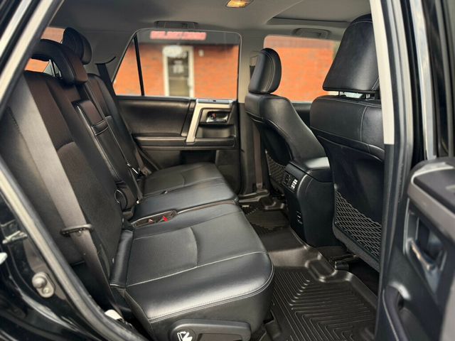 2018 Toyota 4Runner 4 NEW TIRES !! - 22947899 - 21