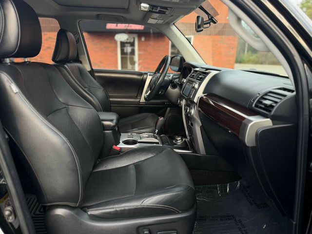 2018 Toyota 4Runner 4 NEW TIRES !! - 22947899 - 26