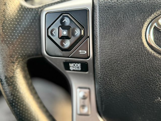 2018 Toyota 4Runner 4 NEW TIRES !! - 22947899 - 36