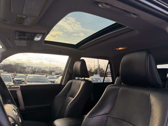 2018 Toyota 4Runner 4 NEW TIRES !! - 22947899 - 39