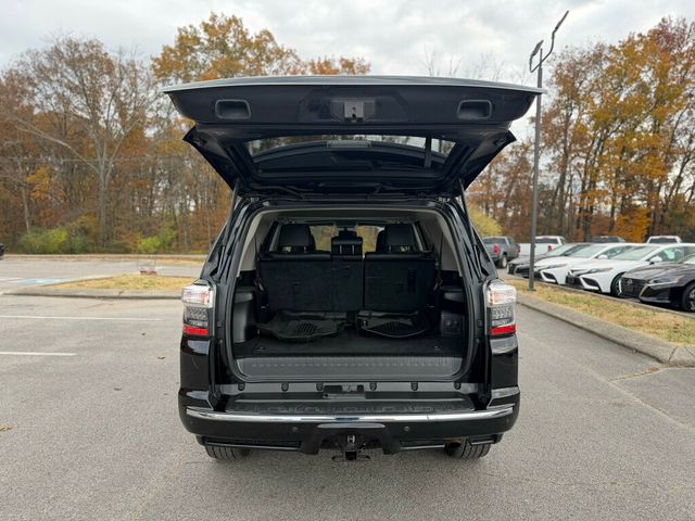 2018 Toyota 4Runner 4 NEW TIRES !! - 22947899 - 42