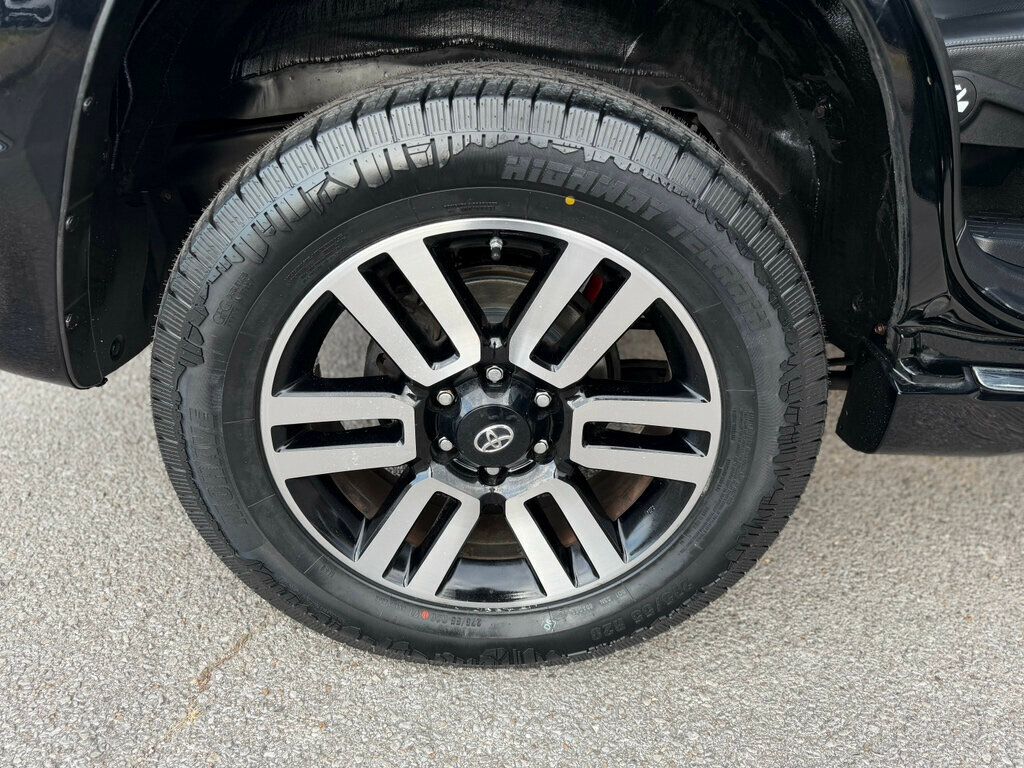 2018 Toyota 4Runner 4 NEW TIRES !! - 22947899 - 46