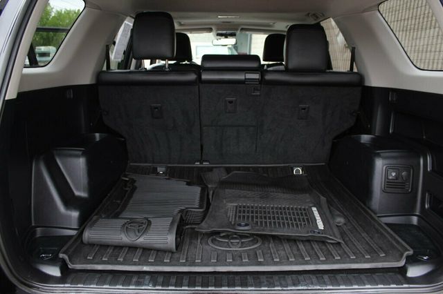 2018 Toyota 4Runner 4WD TRD OFF ROAD - 23021232 - 27