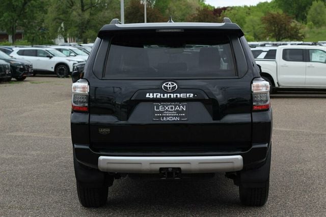 2018 Toyota 4Runner 4WD TRD OFF ROAD - 23021232 - 4