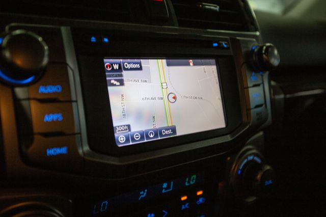 2018 Toyota 4Runner Limited 4WD - 23010970 - 8