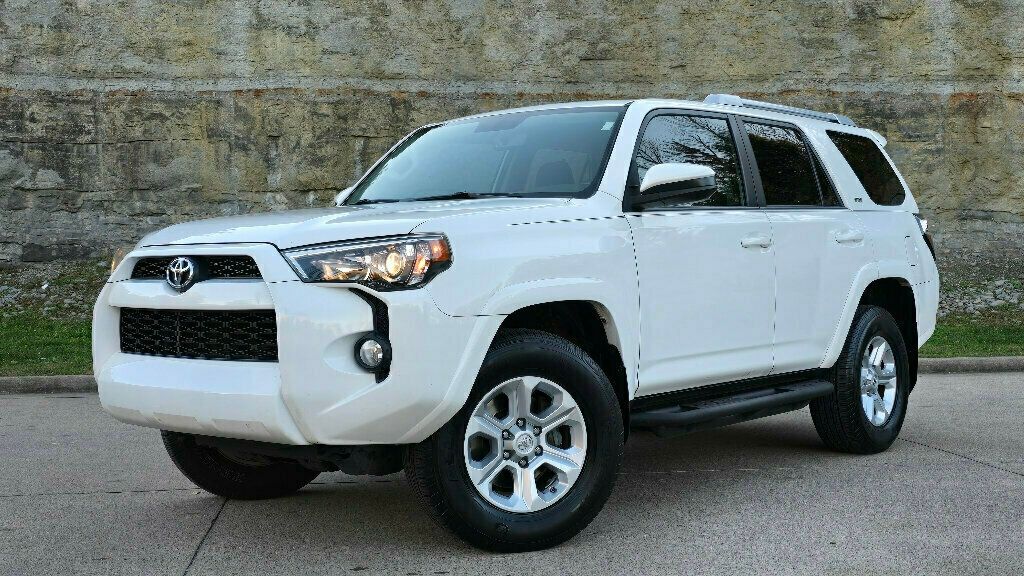 2018 Toyota 4Runner Low Miles 4x4 V6 Tow Nav SR5 CLEAN Southern 615-300-6004 - 22687238 - 36