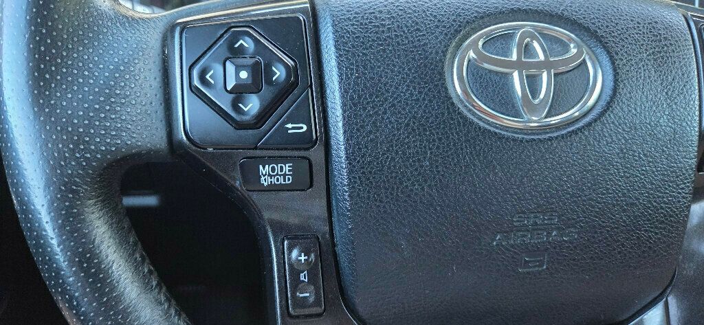 2018 Toyota 4Runner Low Miles Off Road V6 4x4 Southern Nav CLEAN 615-300-6004 - 23027755 - 28