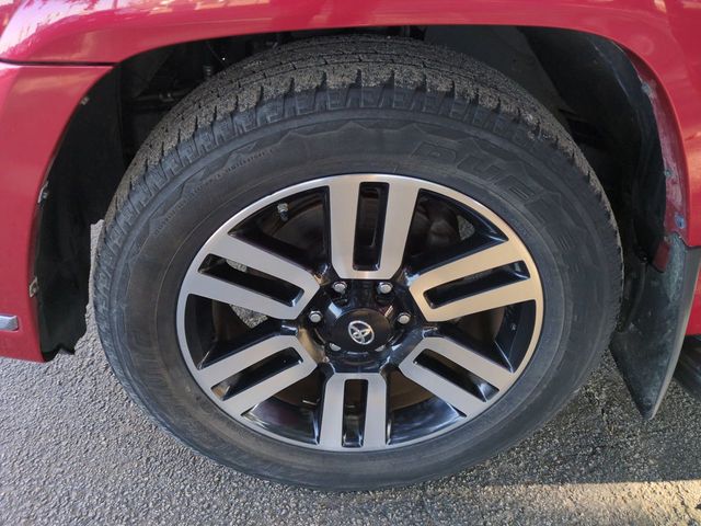 2018 Toyota 4Runner SR5 - 22968732 - 9