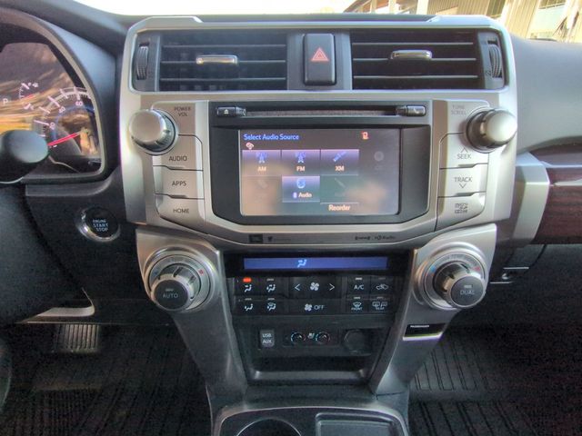 2018 Toyota 4Runner SR5 - 22968732 - 16