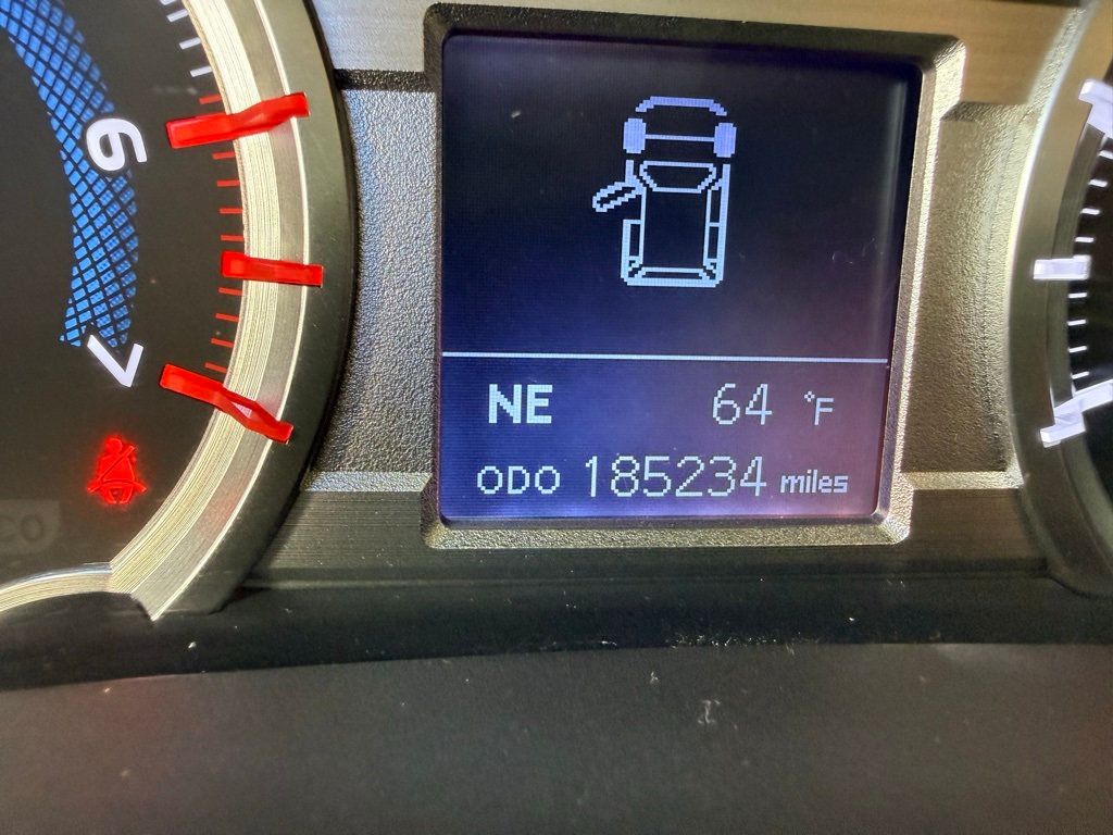 2018 Toyota 4Runner SR5 - 22884662 - 20