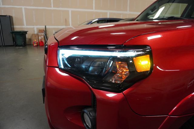 2018 Toyota 4Runner SR5 4WD - 23049243 - 5