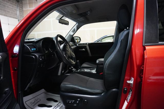 2018 Toyota 4Runner SR5 4WD - 23049243 - 8