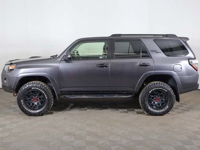 2018 Toyota 4Runner SR5 4WD - 22996951 - 10