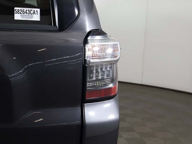 2018 Toyota 4Runner SR5 4WD - 22996951 - 15