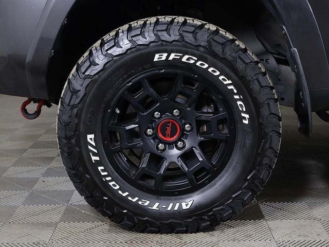 2018 Toyota 4Runner SR5 4WD - 22996951 - 18